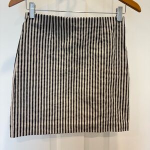 Dynamite Linen Blend Navy and Gray Striped Mini Skirt Size S